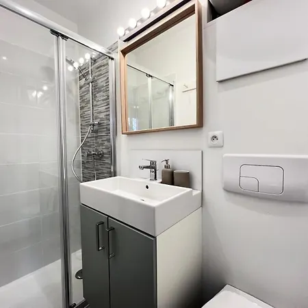 Apartamento A - Joyeux - Joytrutls00 Mae-5491 *